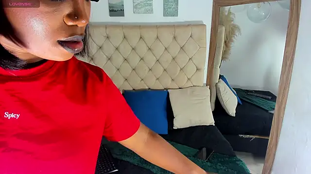 helena copper  online show from November 8, 8:25 pm