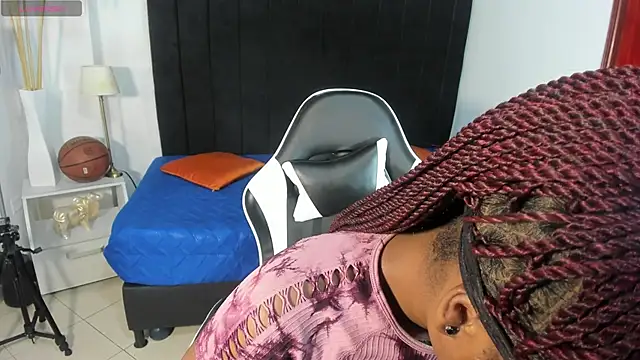 helena copper  online show from November 21, 12:56 am