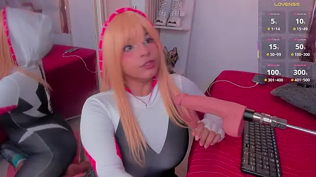 PittAndLunaa online show from October 17, 12:52 pm