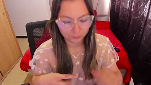 samantha  wilson online show from December 4, 3:13 pm