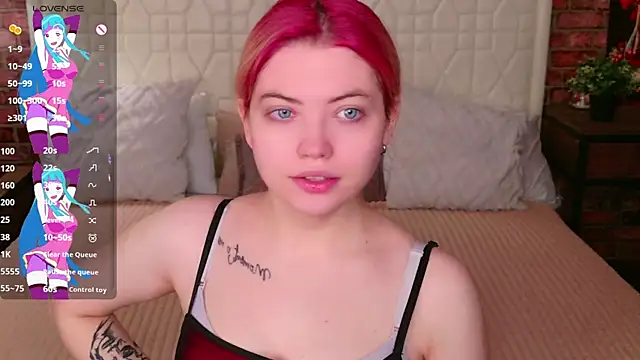 Lisa Adam online show from February 10, 6:11 pm