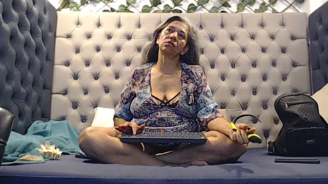 chanel grant online show from February 11, 10:00 pm