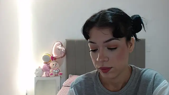 Snapshot of Caribbean_beauty_ chatting on October 19, 3:08 am Caribbean beauty  online show from October 19, 3:08 am