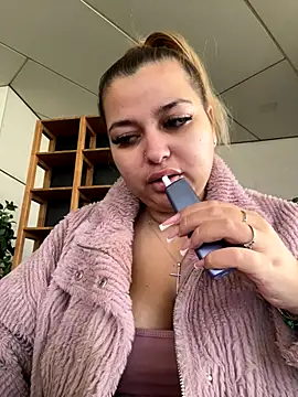 AllysonK online show from October 29, 11:36 am