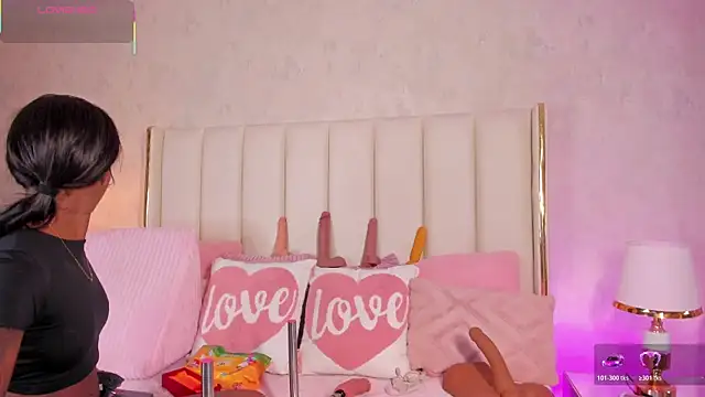 CahitlinBell online show from January 14, 6:07 am