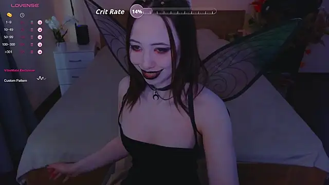 Hayle Hill online show from October 21, 2:48 am