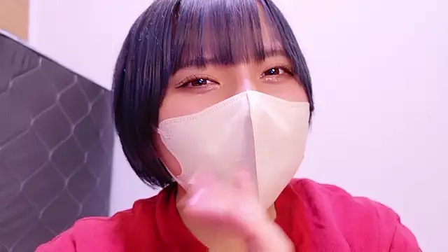 senachinnn online show from September 28, 8:41 am