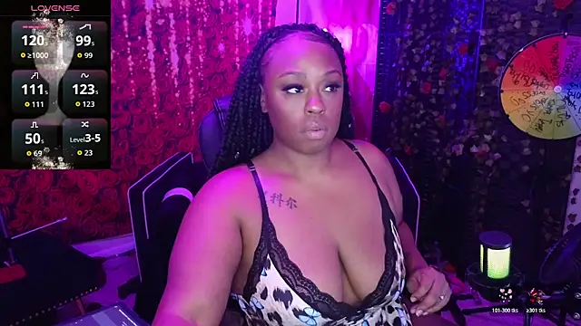 cheriserozequeen online show from November 7, 11:20 pm