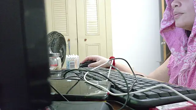 ladydeathz online show from December 14, 1:22 am