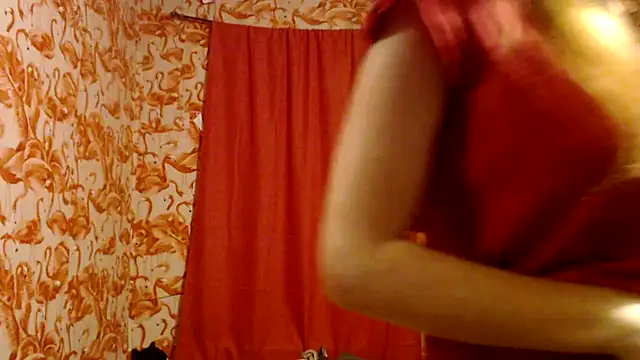 strawberrysmoothie online show from September 17, 3:26 am