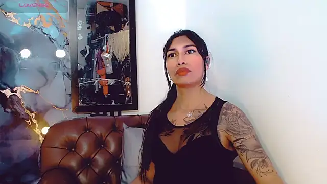 khiara moretti online show from November 6, 11:16 am