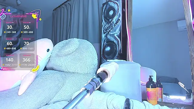 Jackie Swann online show from October 16, 3:20 am