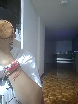 lucky-leah online show from September 21, 4:22 am