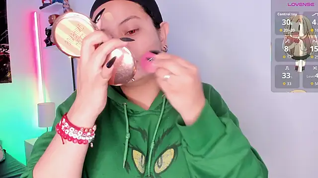 lucky-leah online show from September 14, 4:10 am