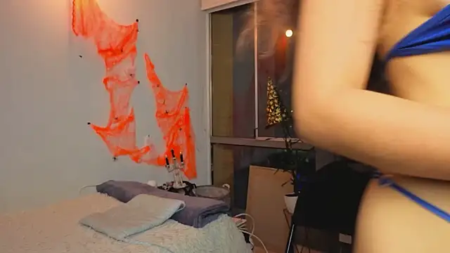 Maithe Perroni online show from October 9, 11:42 pm