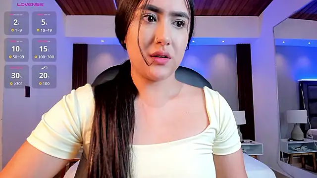 paulina sweett  online show from February 22, 12:50 pm