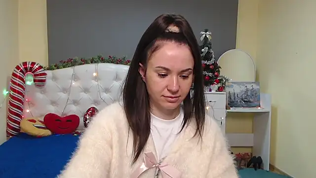 KaraCriegs online show from December 19, 6:55 pm