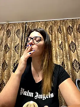 NadiraNoor online show from November 14, 9:48 pm