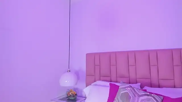 victoria cooper3 online show from January 11, 12:21 pm