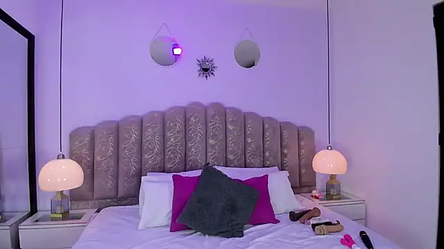 victoria cooper3 online show from February 14, 12:29 pm