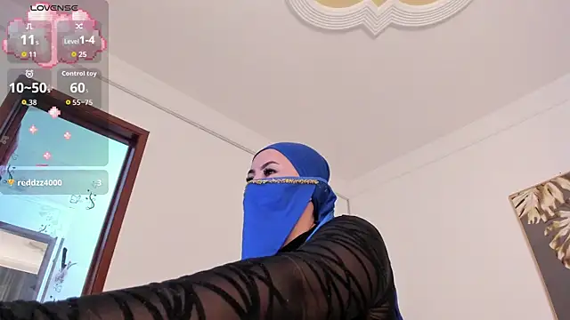 Snapshot of Amina_hafsa chatting on October 16, 2:14 am Amina hafsa online show from October 16, 2:14 am