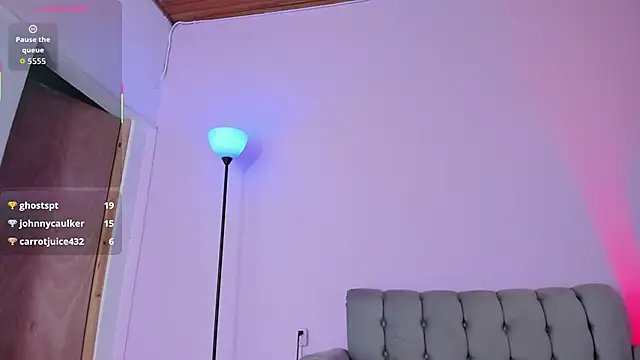 zoe6x online show from November 13, 3:55 pm