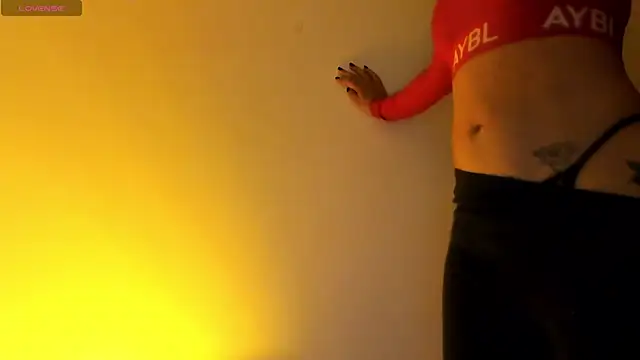 queen fetish online show from December 1, 1:36 pm