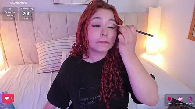 Atenea cuteee online show from February 26, 2:21 am