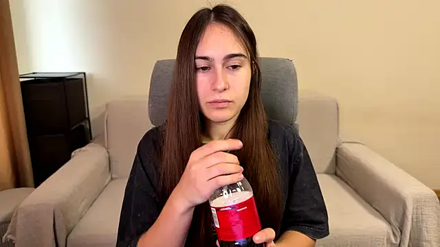 AliceKolltt online show from November 18, 9:54 am