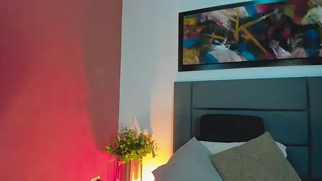 Emilywatsonn online show from October 4, 12:38 am