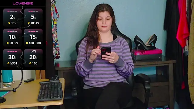 TreeJeanne online show from December 22, 8:56 pm