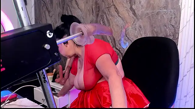 annie wigg online show from February 13, 3:08 am