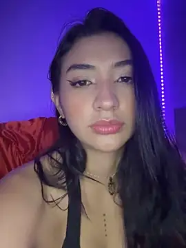 Snapshot of _Aura- chatting on September 29, 11:32 pm  Aura- online show from September 29, 11:32 pm