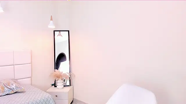 your khloe online show from February 25, 2:26 pm