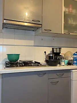 la petite prunette69 online show from November 19, 6:46 am