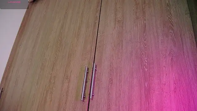 aidaadams online show from November 7, 12:00 pm