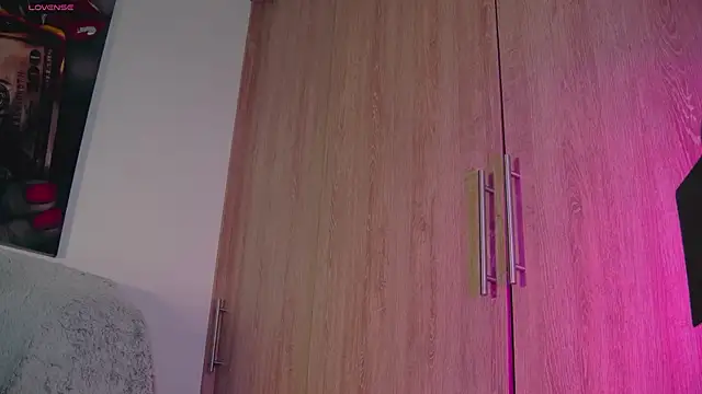 aidaadams online show from October 3, 11:26 am