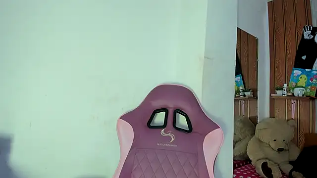 Alika01 online show from December 21, 2:43 pm