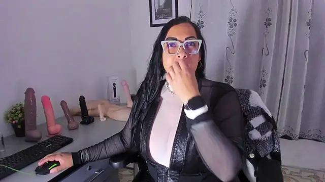 MelissaaCortes online show from November 12, 2:53 am