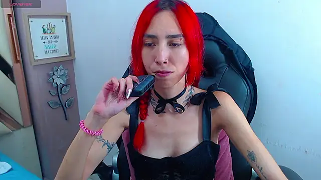 Erika Stevens online show from March 3, 4:02 pm