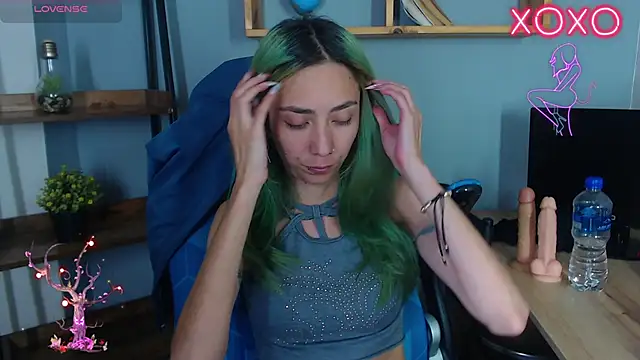 Erika Stevens online show from October 22, 12:15 am