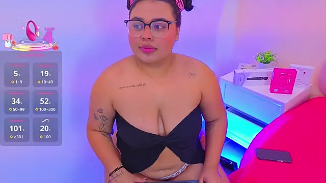 Emily cooper20 online show from September 15, 11:45 pm