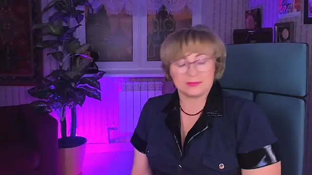 sugar vivien online show from September 11, 1:33 pm