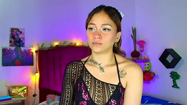 alisson zafiro  online show from February 14, 3:41 am