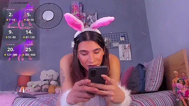 tiffbeatiful online show from October 9, 7:07 pm