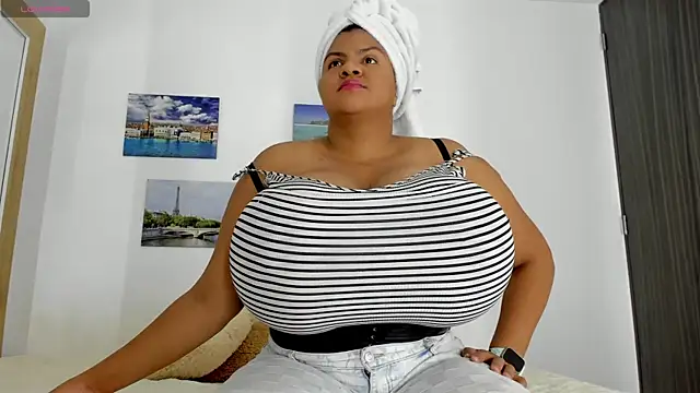 bigmom69  online show from September 14, 12:52 am