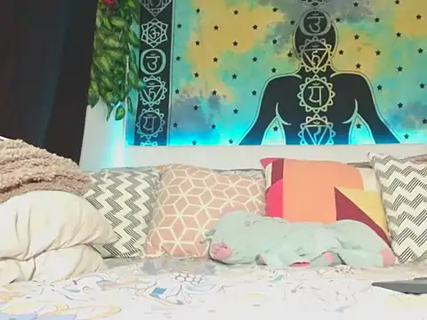 chanel 1041 online show from November 11, 9:34 pm