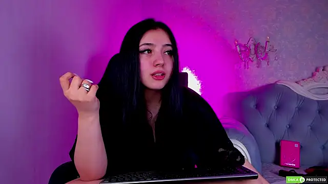 JennyFerguson online show from November 7, 4:18 am