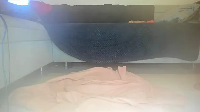 Mlleeffy online show from December 1, 11:07 pm