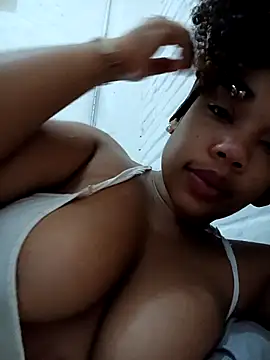 isabellehaynes online show from September 10, 1:11 pm